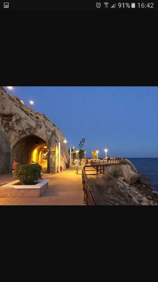 Study Near Malaga And The Beach Apartment Exterior photo